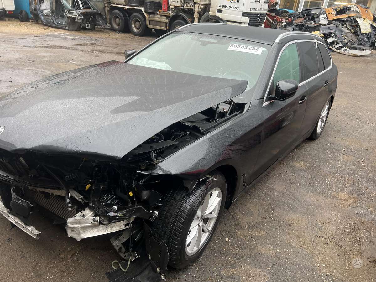 BMW 520 по частям. G31 facelift modelis