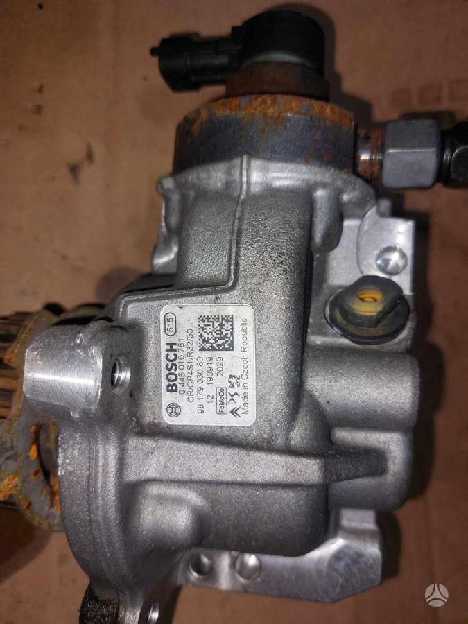 Citroen C4, 9828959880