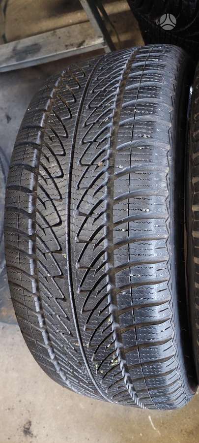 Goodyear, winter 225/40 R18