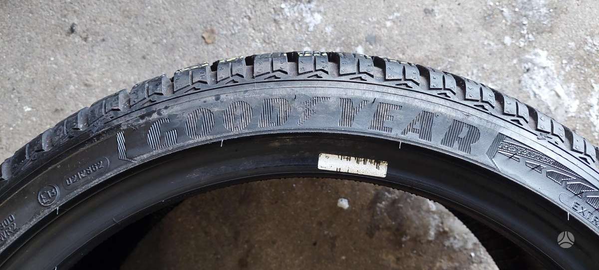 Goodyear, winter 225/40 R18