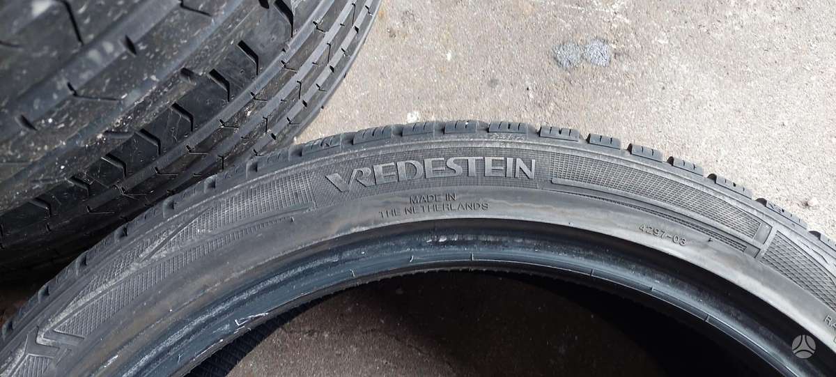 Vredestein, winter 245/40 R20