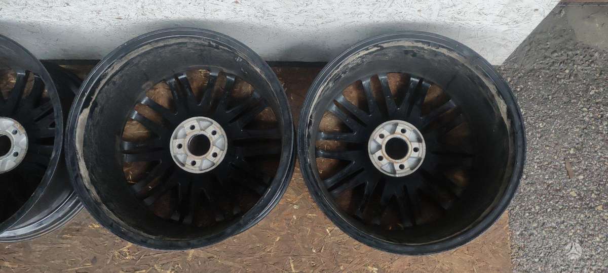 Mercedes-Benz R klasė Cen14316