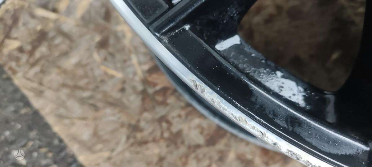 Mercedes-Benz R klasė Cen14316