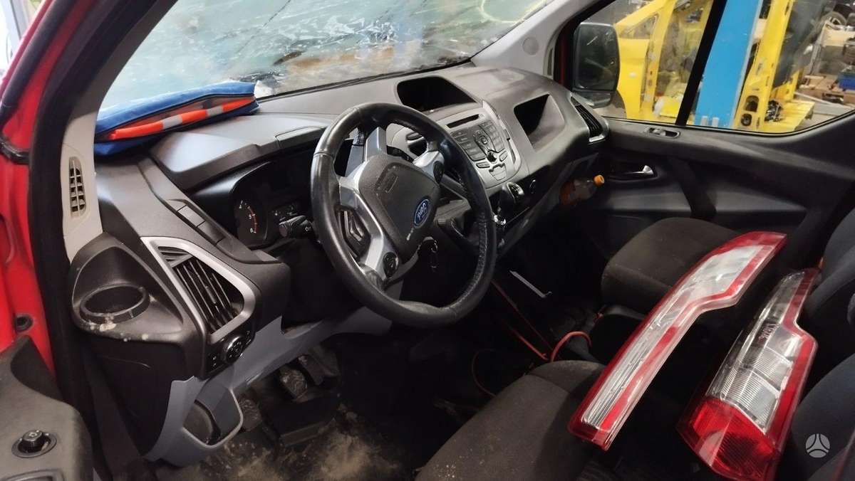 Ford TRANSIT CUSTOM, preču