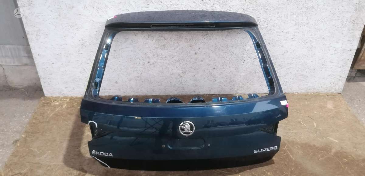 Skoda Superb Cen14576
