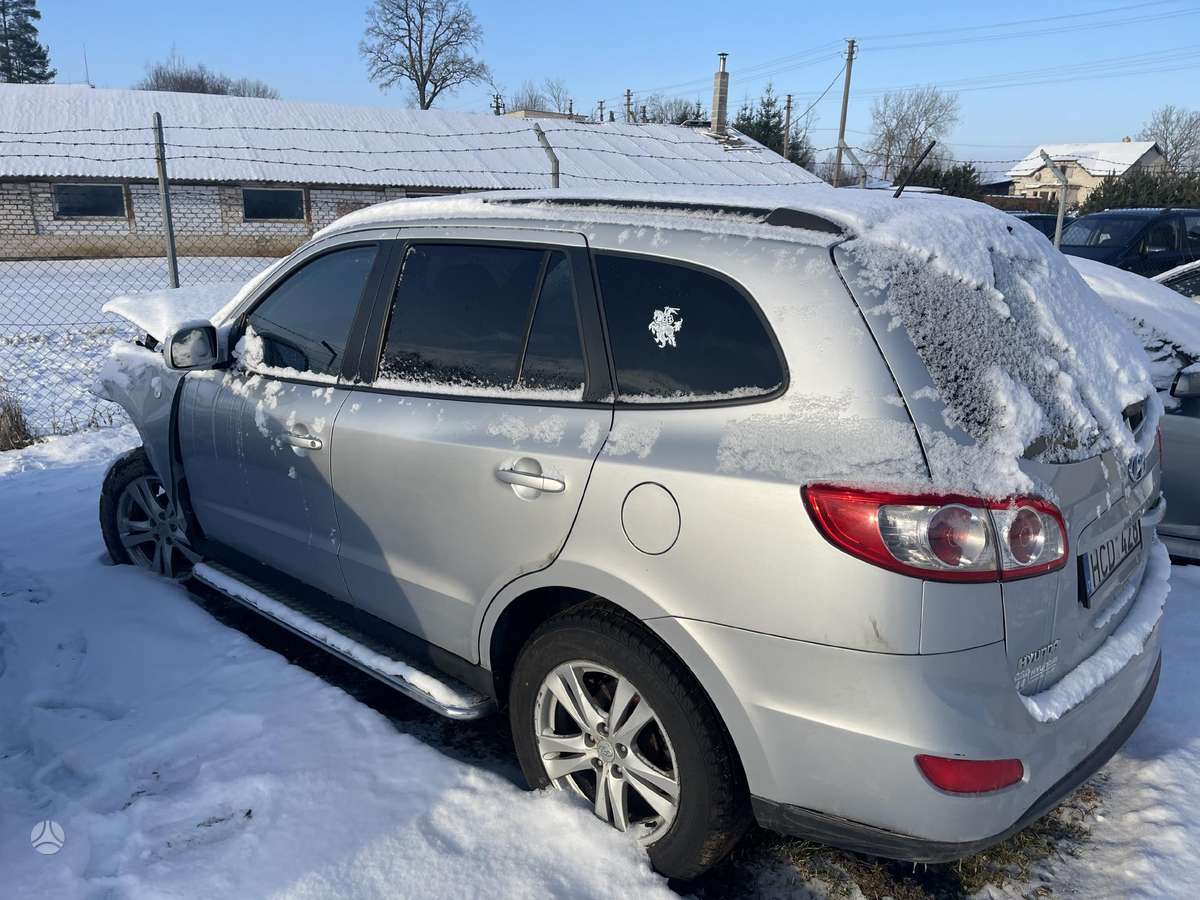 Hyundai Santa Fe for parts