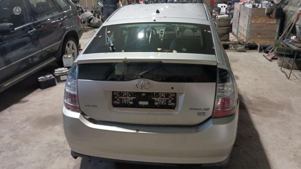 Toyota Prius dalimis