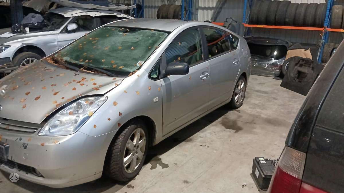Toyota Prius dalimis