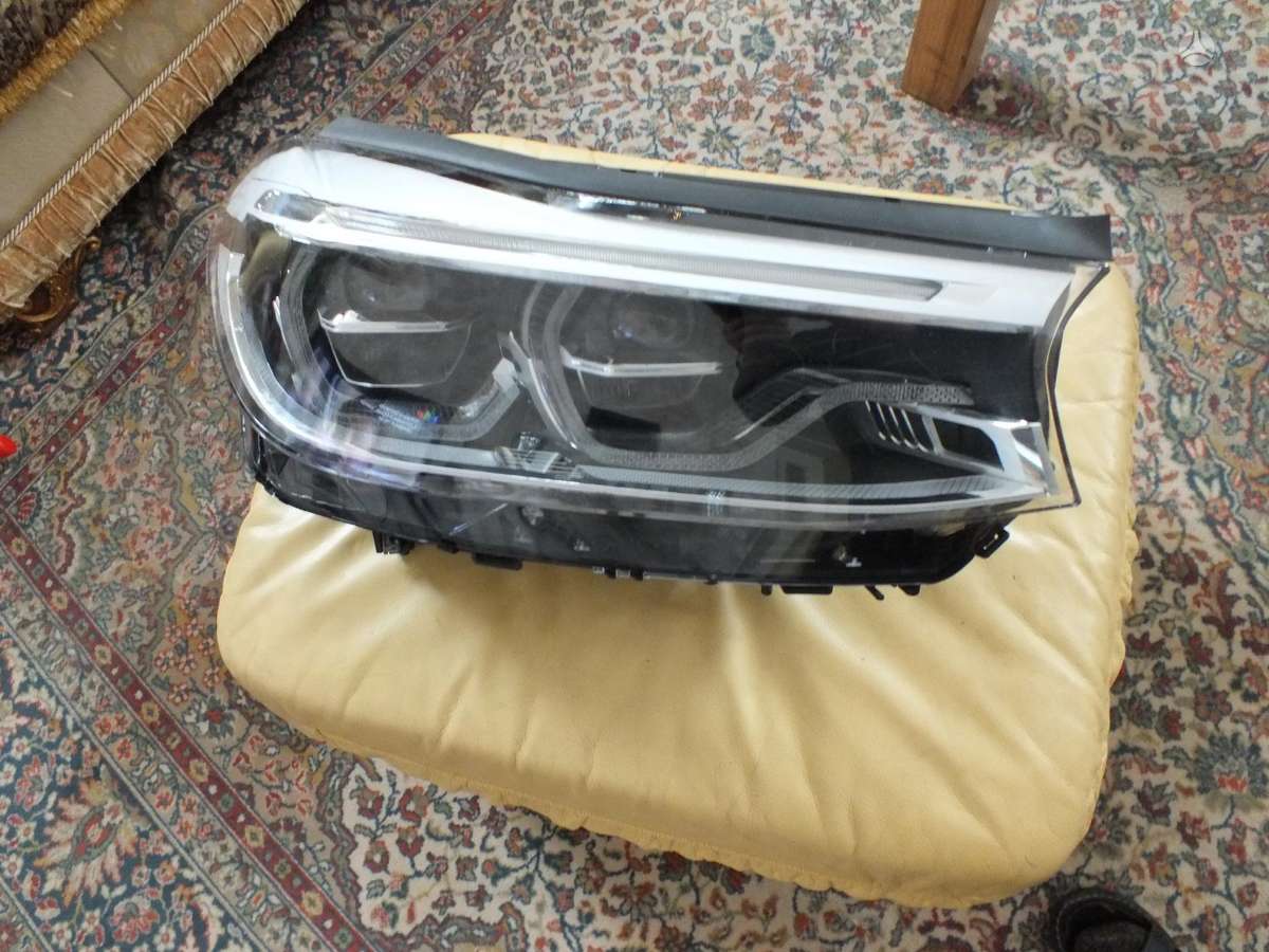 BMW X6 lights