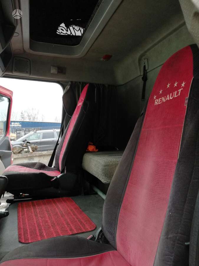 Renault Midlum, užuolaidiniai / tentiniai