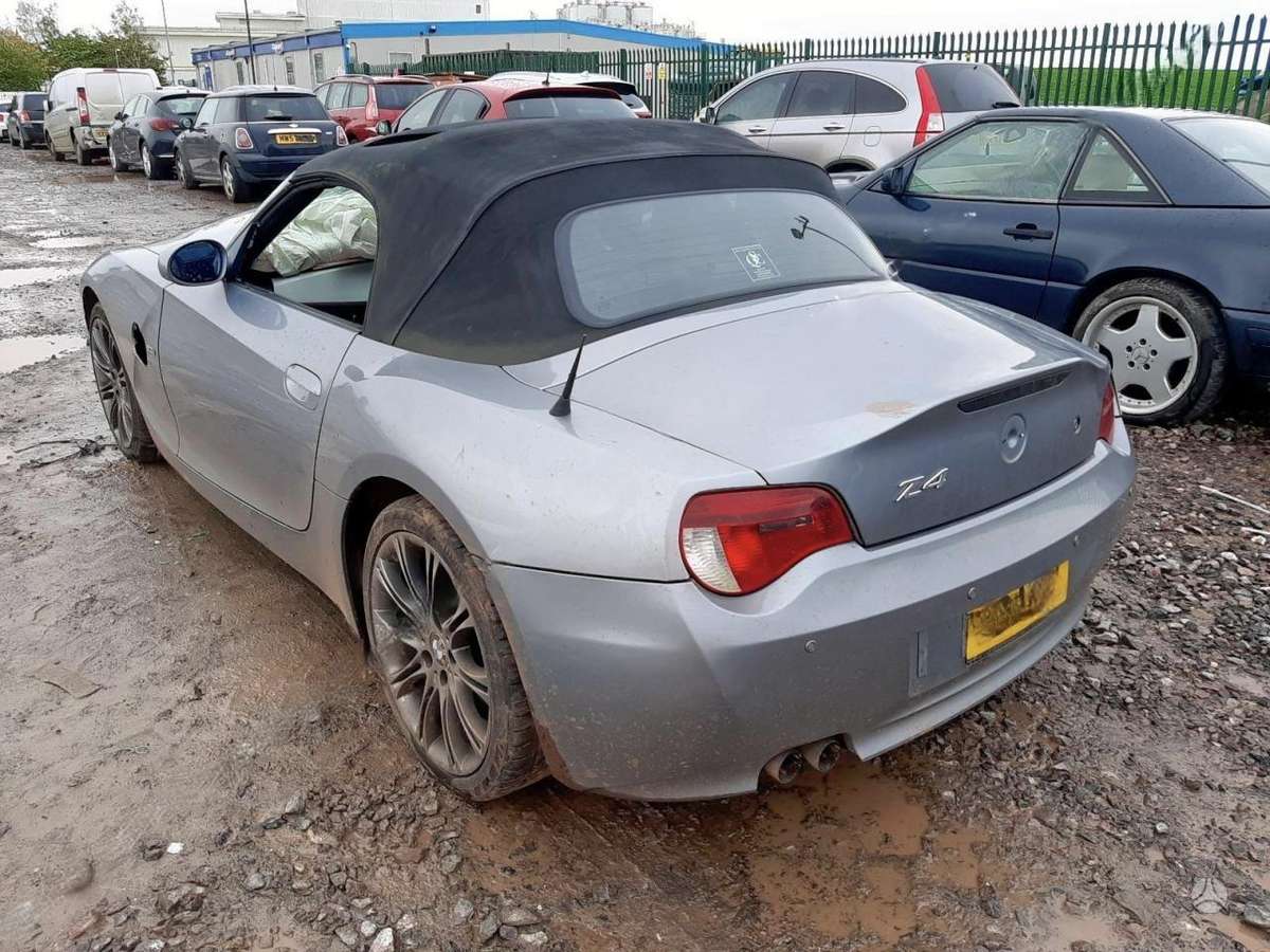 BMW Z4, N52B25A