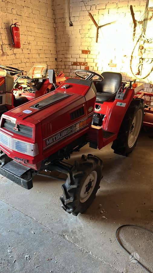 Kubota GL, traktori