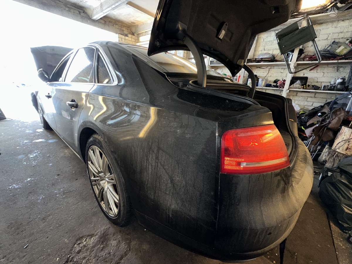 Audi A8 for parts