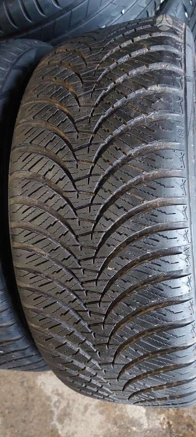 Falken, winter 205/45 R17