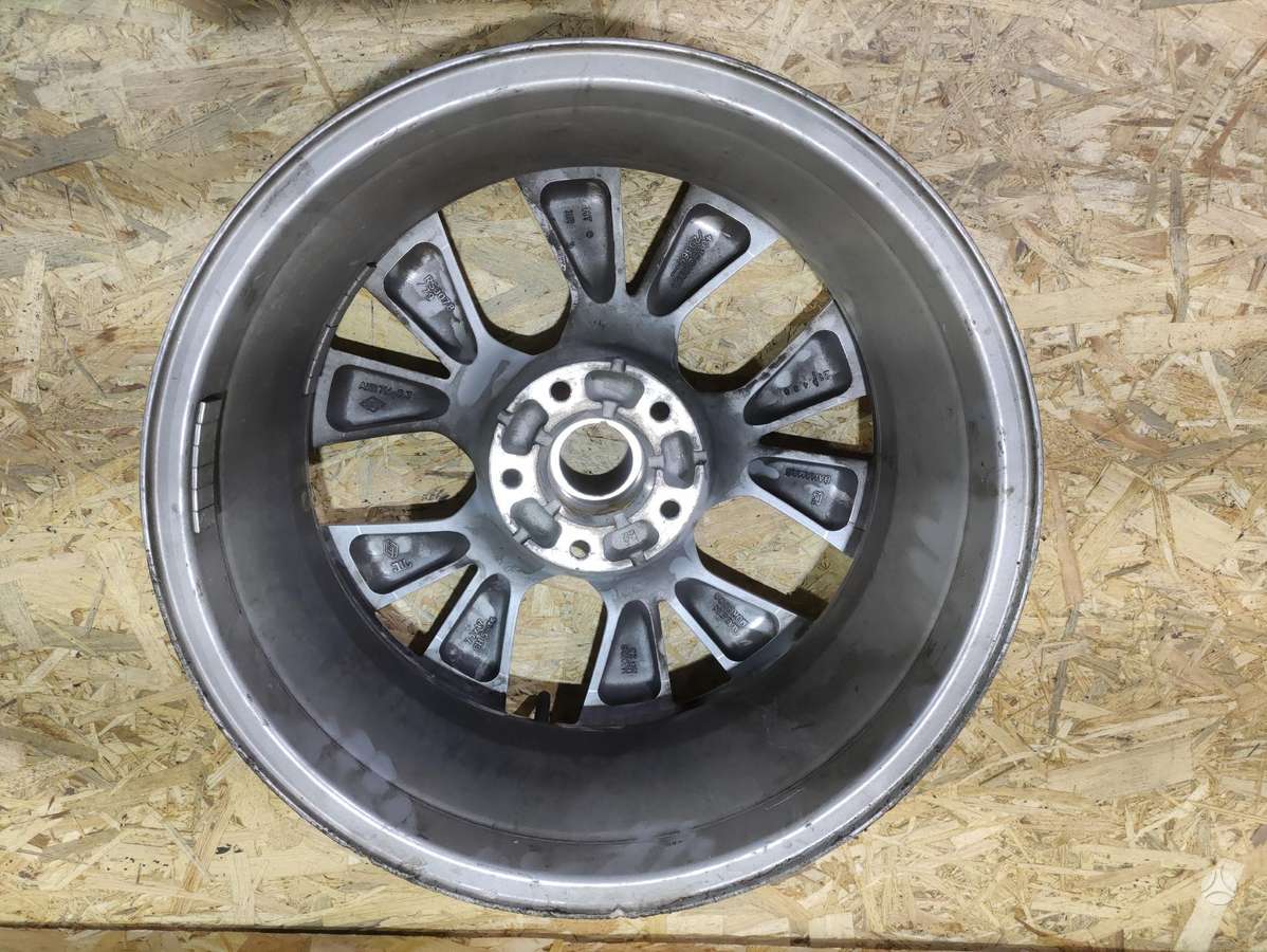 Renault Captur, 403001698, Cen14629