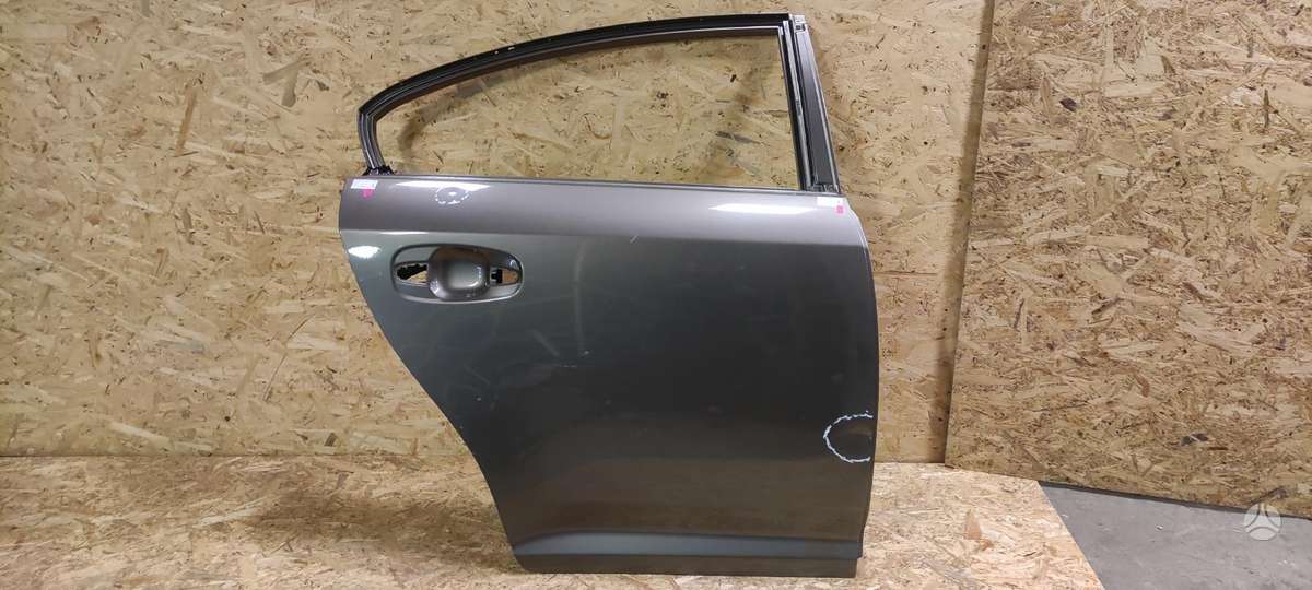 Toyota Avensis Cen14742
