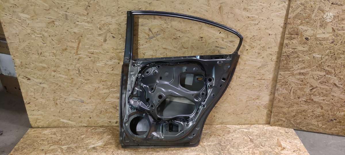 Toyota Avensis Cen14742