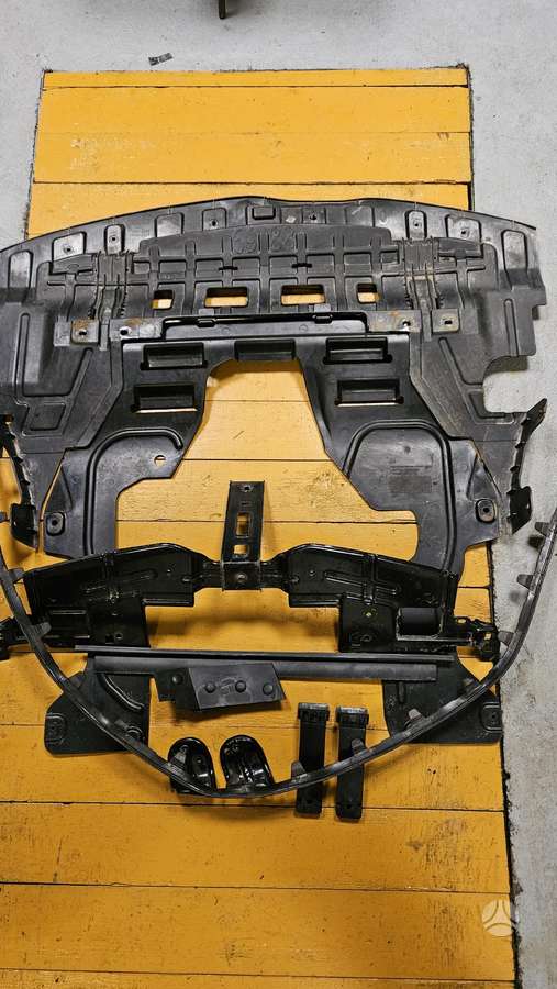 Opel Mokka X body parts