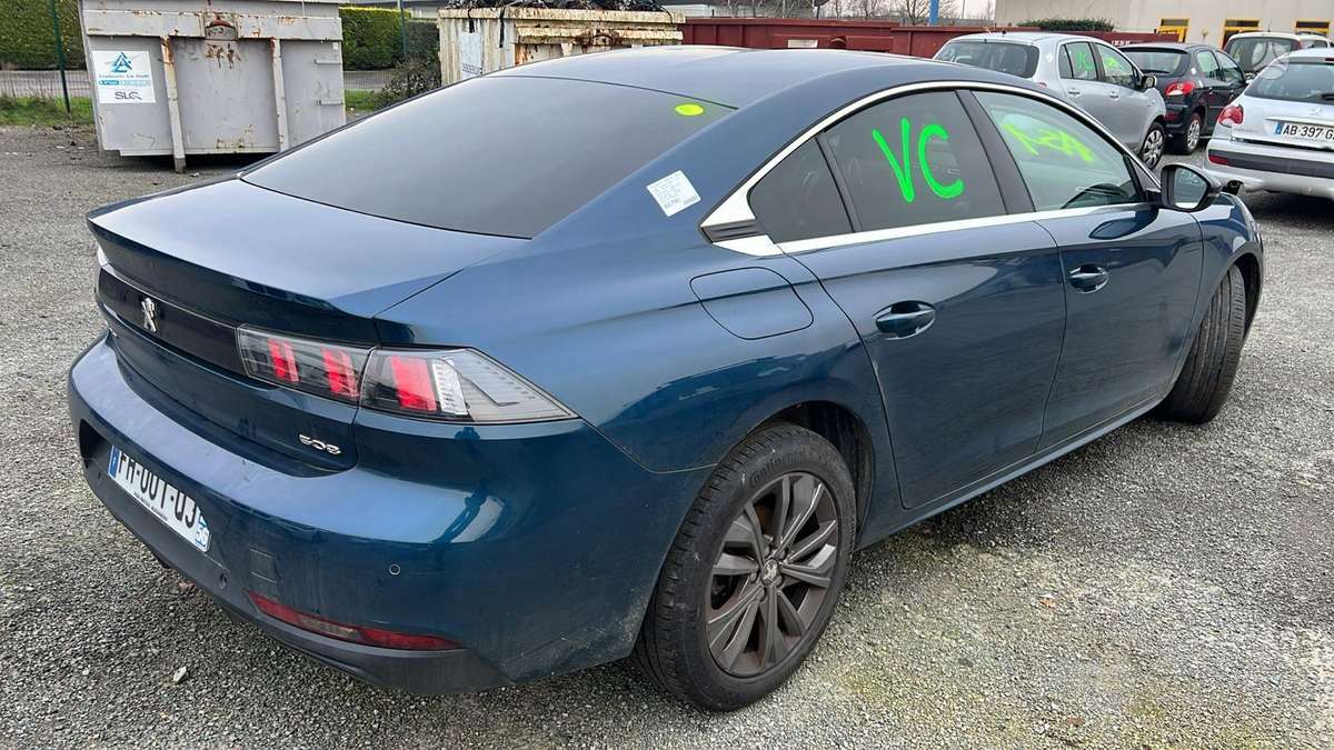 Peugeot 508 dalimis