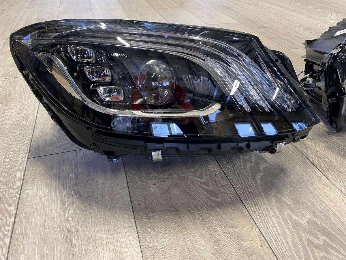 Mercedes-Benz S klasė lights
