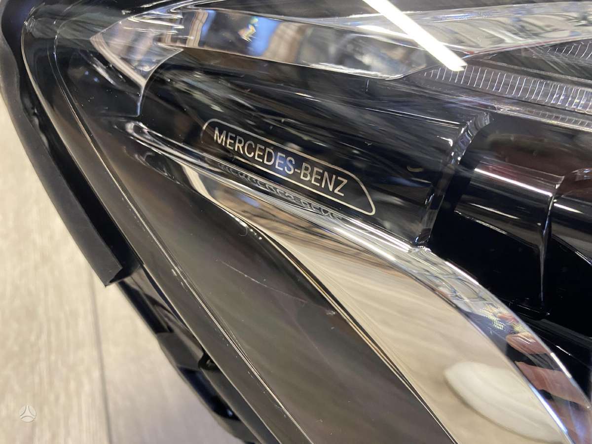 Mercedes-Benz S klasė lights