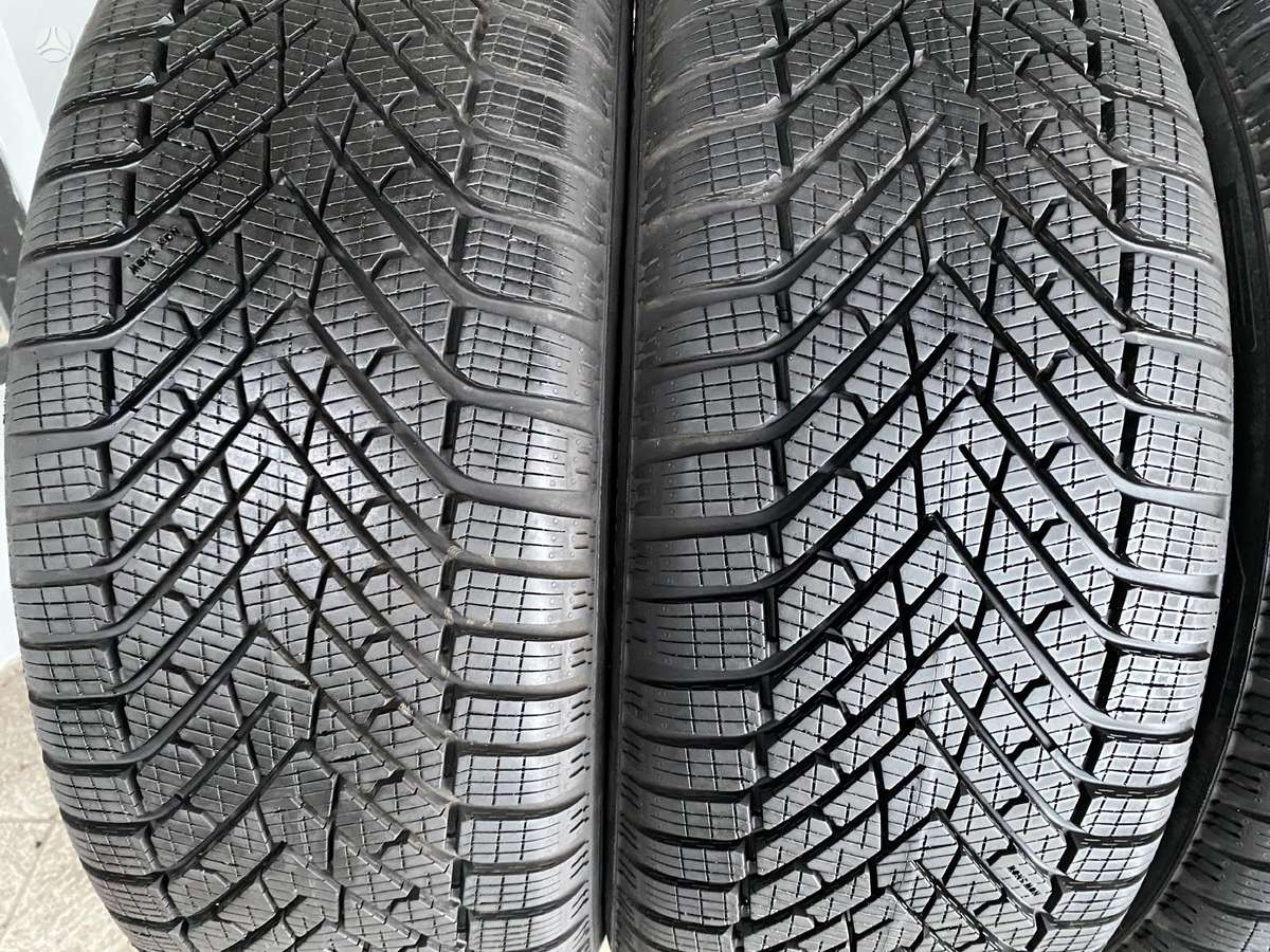 Pirelli Winter cinturato 2, winter 225/45 R19