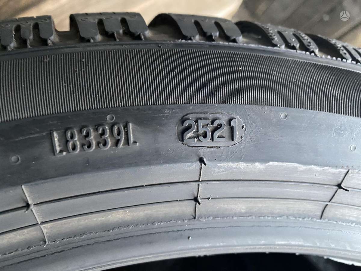 Pirelli Winter cinturato 2, winter 225/45 R19