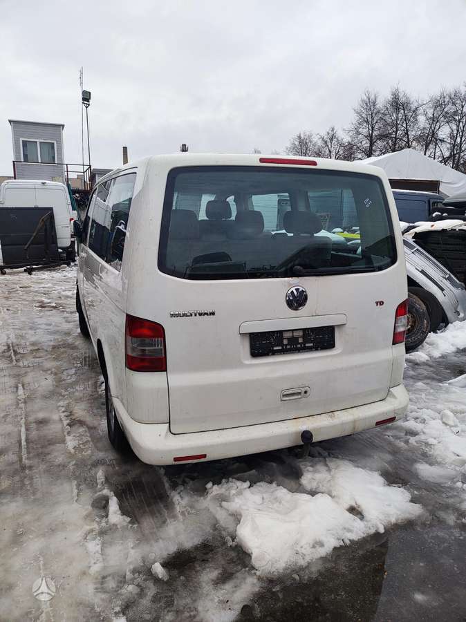 Volkswagen MULTIVAN, passenger vans