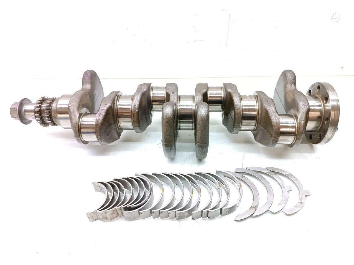 Mercedes-Benz B180 crankshaft