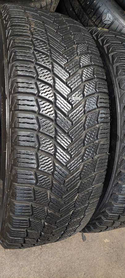 Michelin, žieminės 235/60 R17