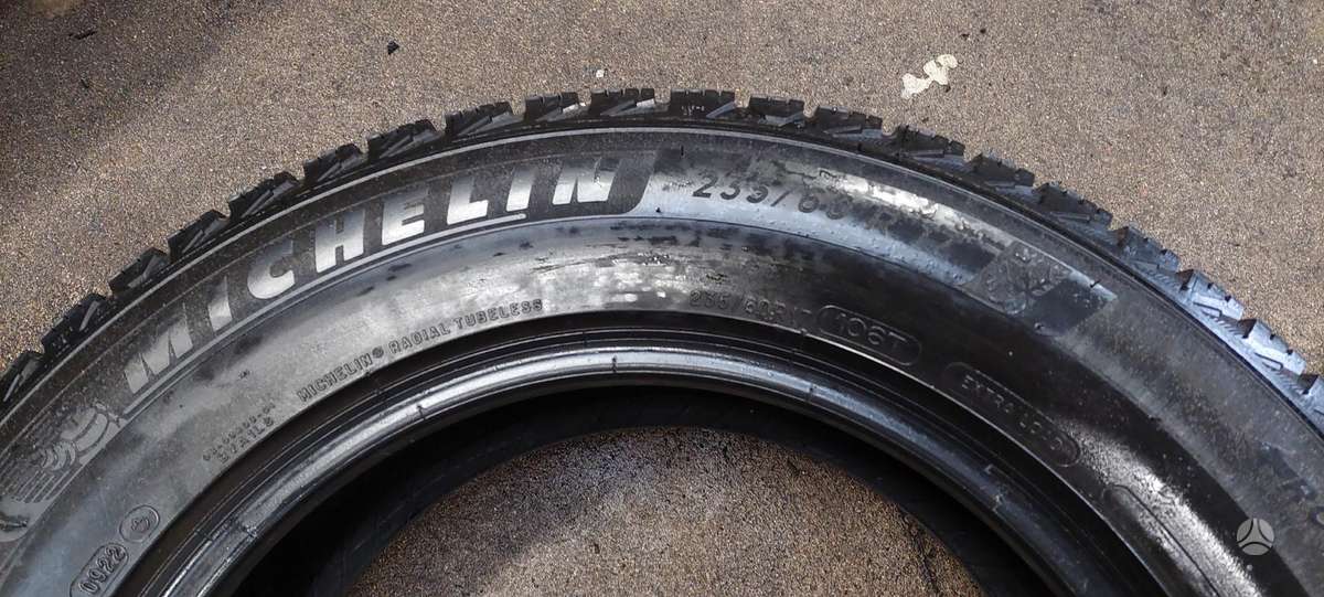 Michelin, žieminės 235/60 R17