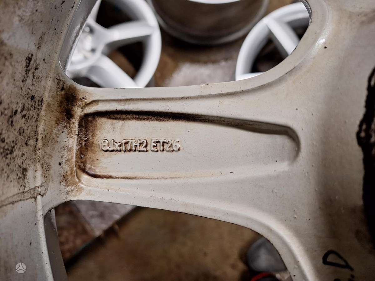 Audi, vieglmetāla, R17