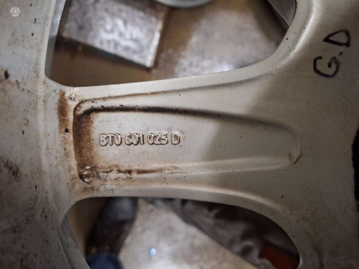 Audi, vieglmetāla, R17