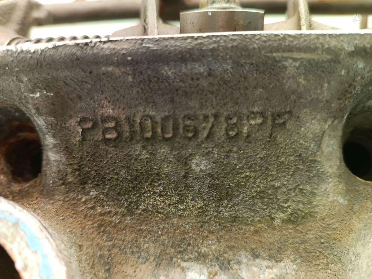 Bentley Arnage, PB100678PF, cylinder head