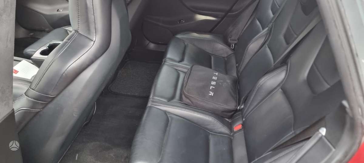 Tesla Model S, saloon / sedan