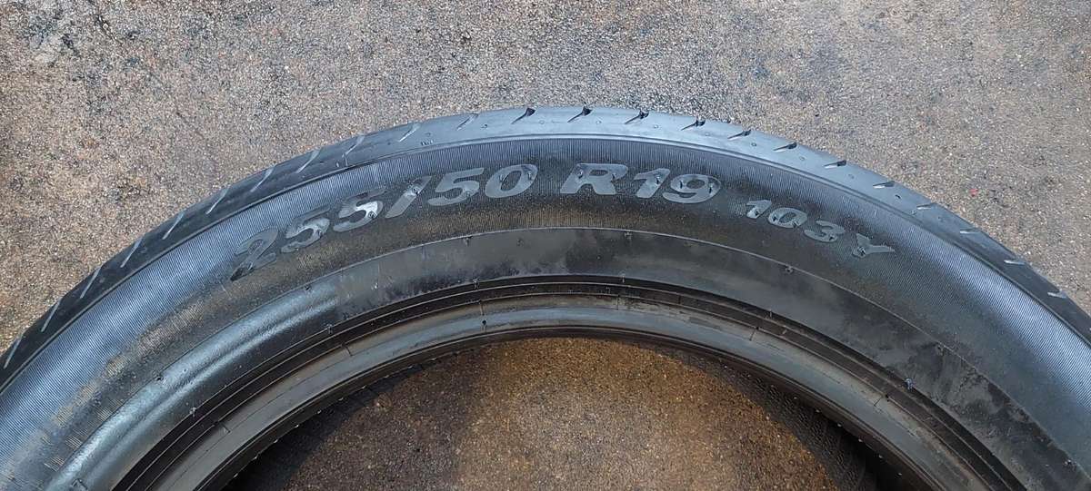 Pirelli, summer 255/50 R19