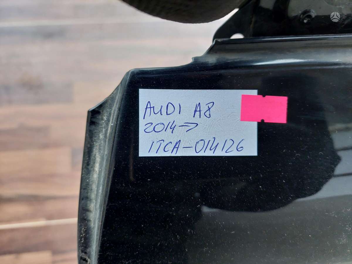 Audi A8 Cen18291