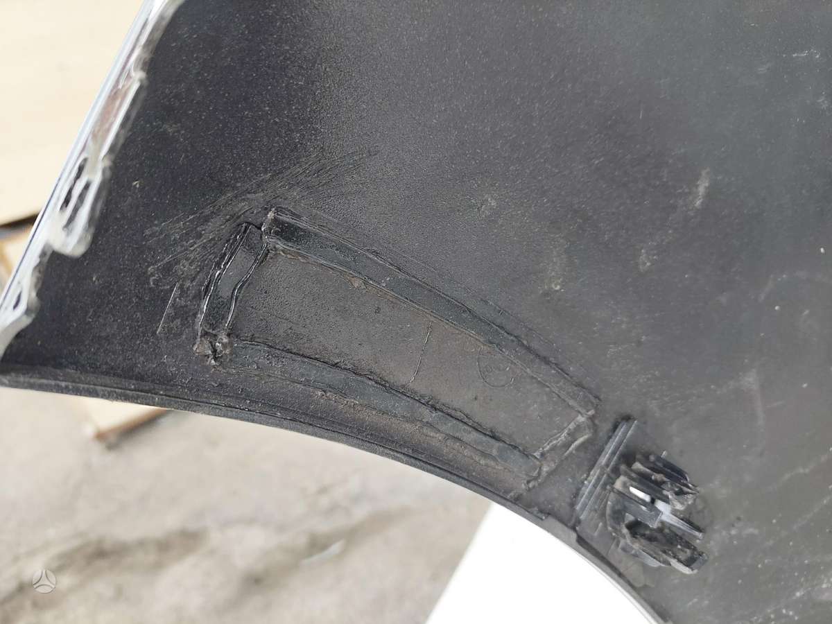BMW 8 serija, 51118070558, Cen17953