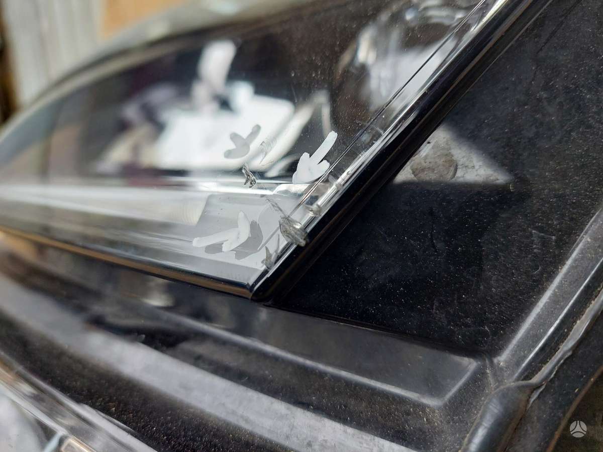 Skoda Karoq, 57B941015D, Cen18010
