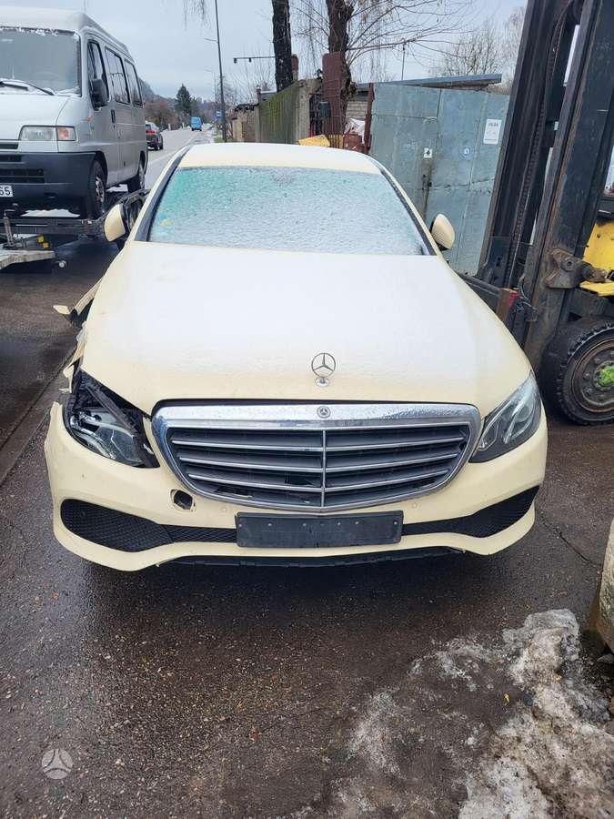 Mercedes-Benz E klasė for parts