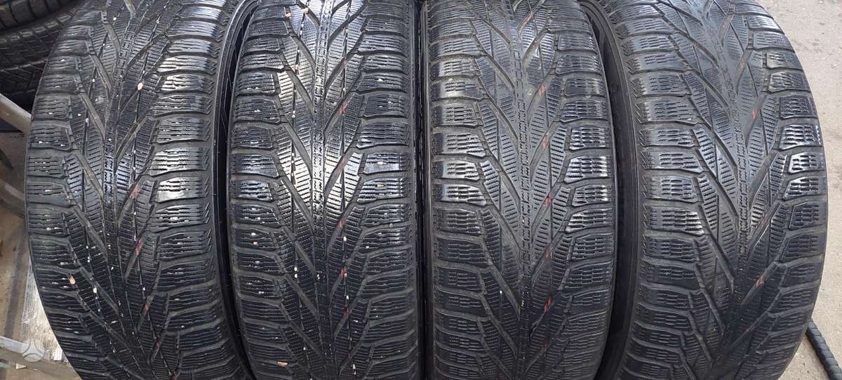 Nokian, зимние 235/55 R18