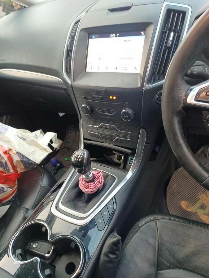 Ford Galaxy dalimis