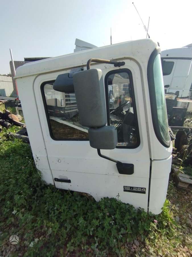 MAN F2000, trucks