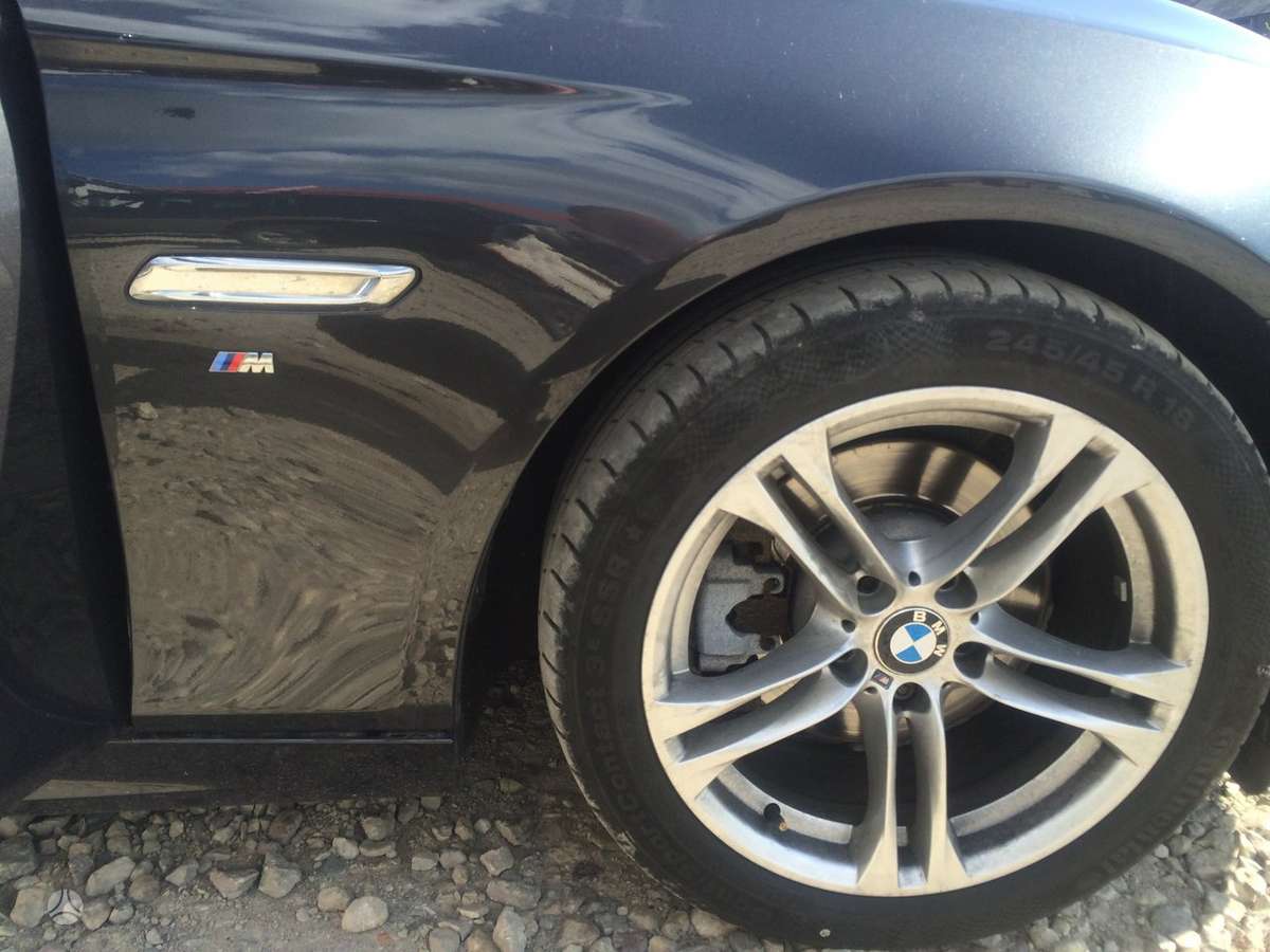 BMW 5 serija 5 vaizdo kameros