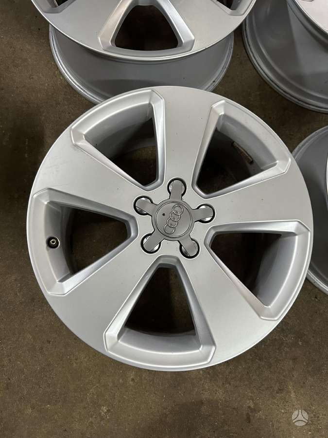 Audi, light alloy, R17