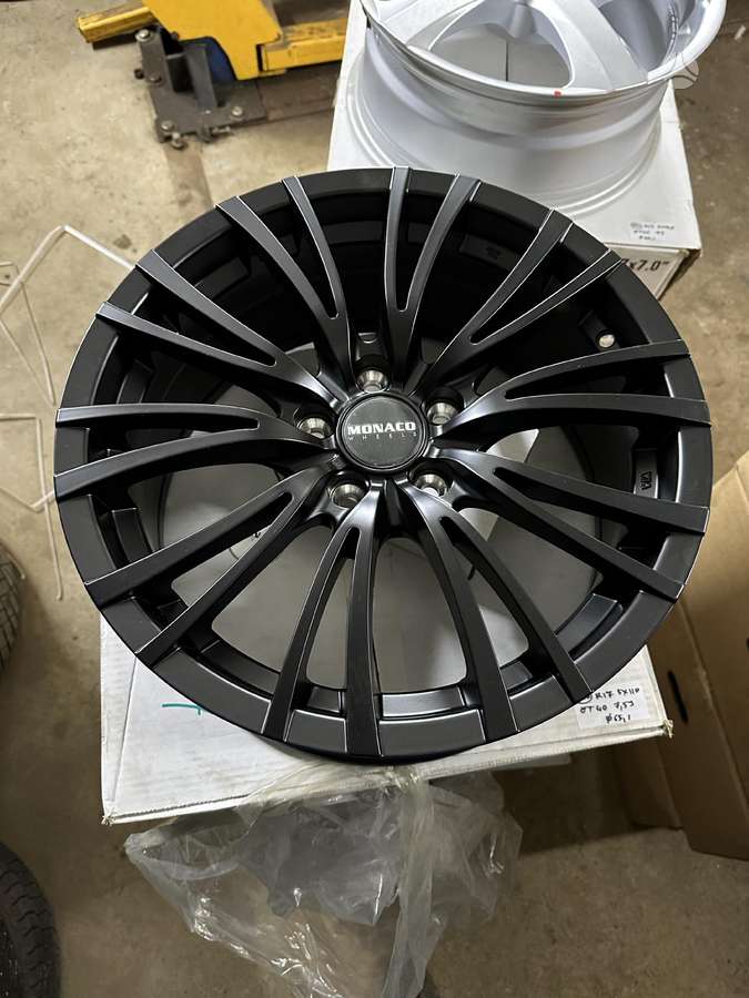Monaco, light alloy, R17