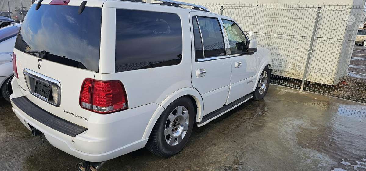 Lincoln Navigator по частям