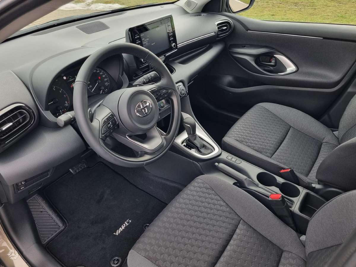 Toyota Yaris, 1.5 l., hatchback
