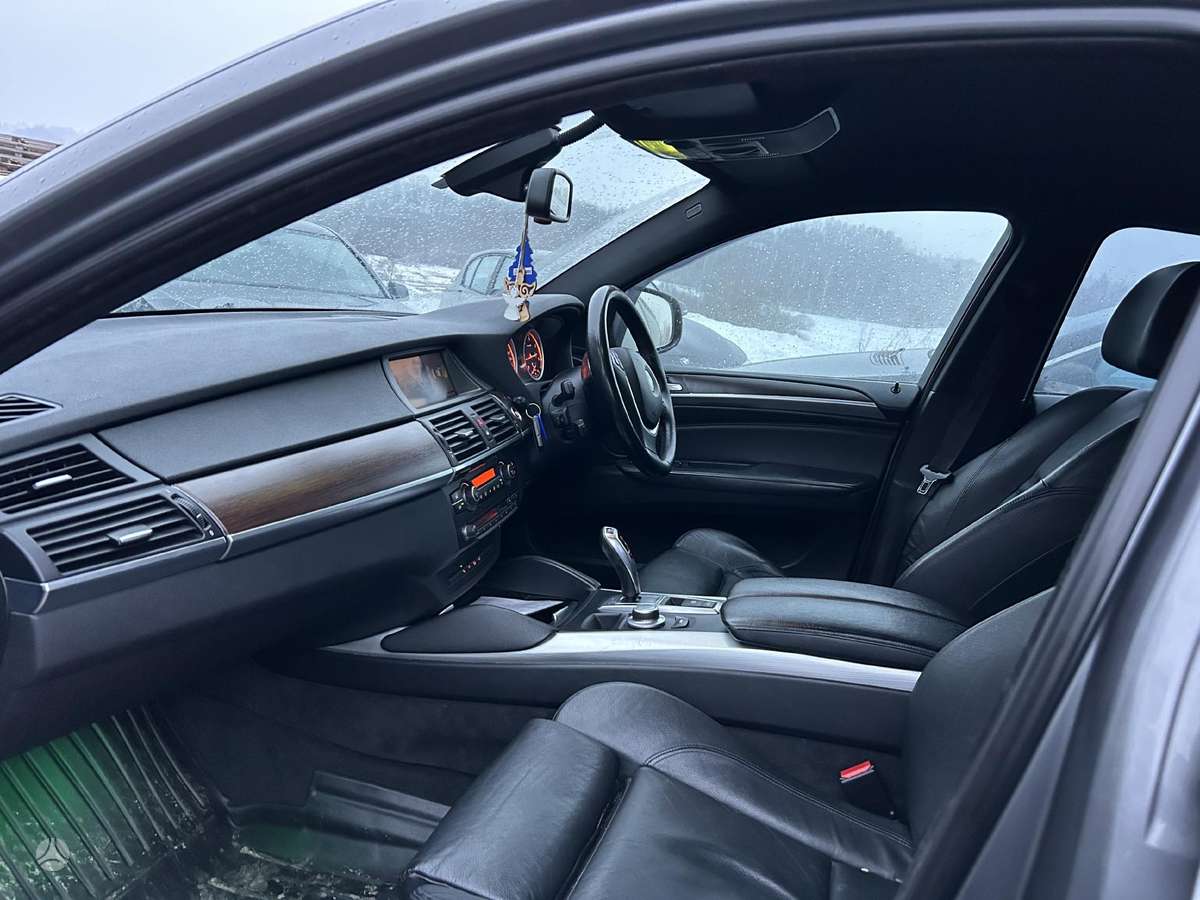 BMW X6 Dalis pristatome