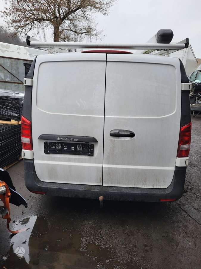 Mercedes-Benz Vito dalimis